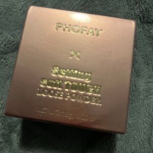 PHOFAY Soft Touch Loose Setting Powder in The Color #02 Blossom